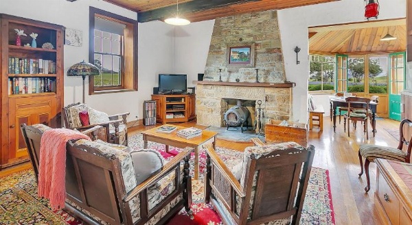 Blackwood Park Cottages image 23