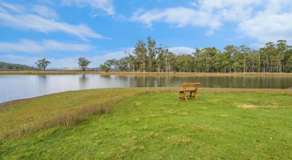 Blackwood Park Cottages image 24