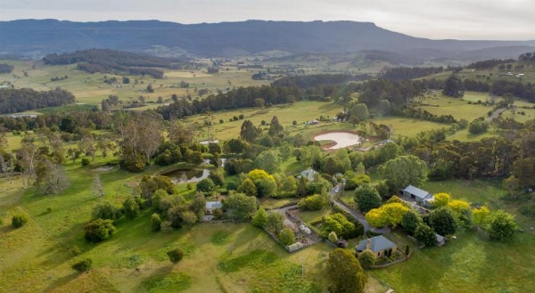 Blackwood Park Cottages image 6
